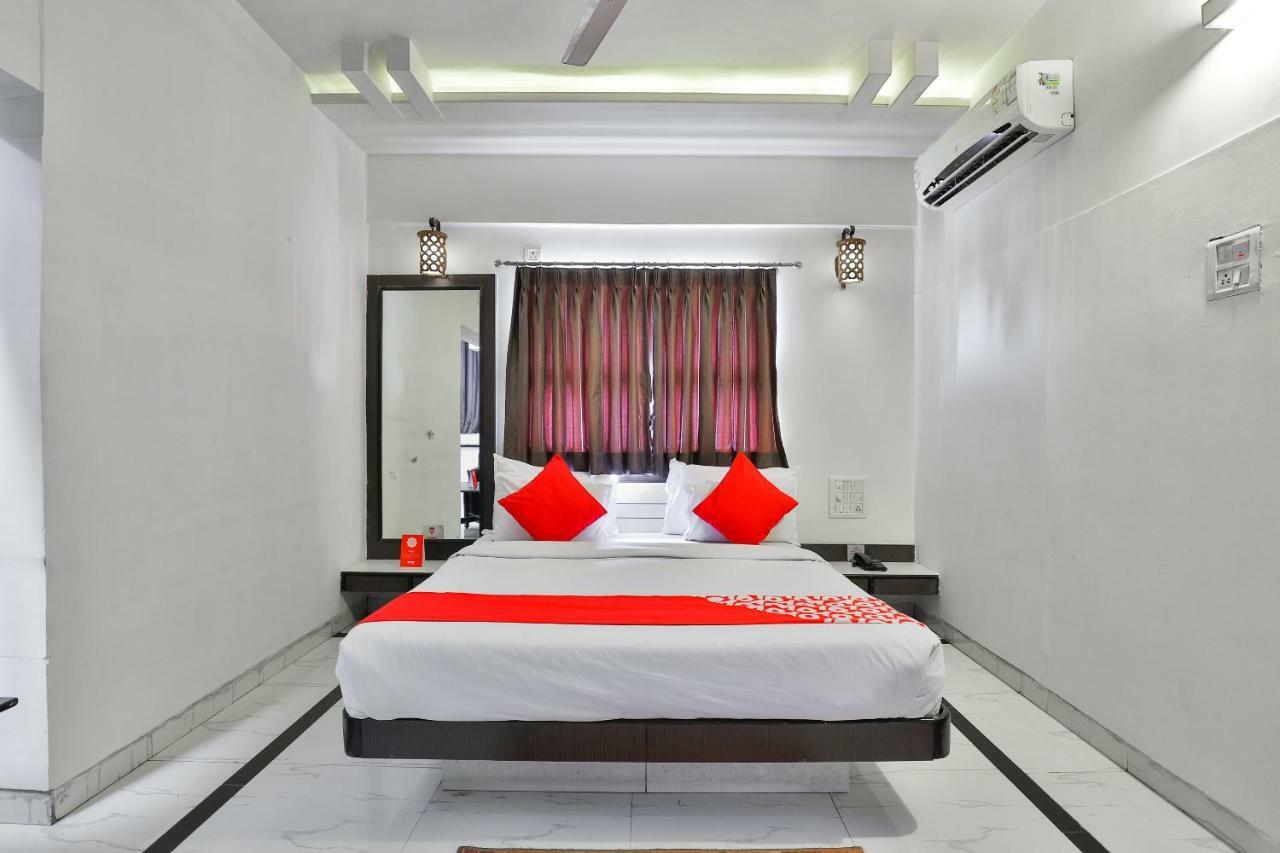 Hotel Sai Kripa Imperial Daman Exteriör bild